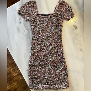 Body con Puff Sleeve Dress